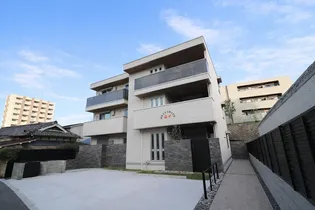 トリシア嘉平の画像