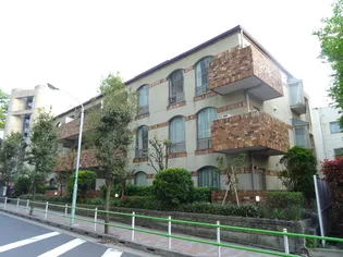 ファーストアパートメンツ三田【2階】の外観