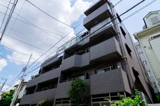 東京都世田谷区下馬1【マンション】の外観