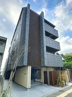 エメ ラ ファミーユの画像