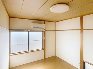 仲田ハイツ【2階】の居間