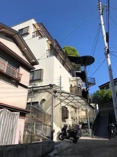 グリーンマンション【2階】の外観