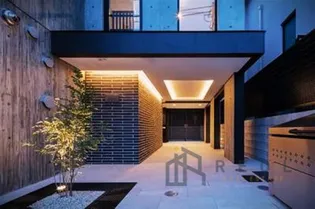 東京都新宿区下落合2【マンション】の外観