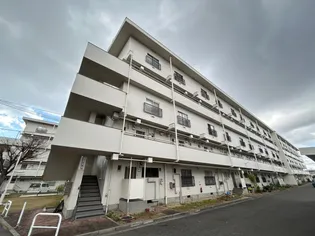 松が丘住宅13号棟の画像