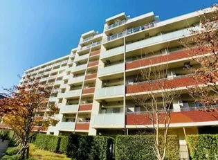 Brillia ist 三軒茶屋 ブラッサムテラス【5階】の外観