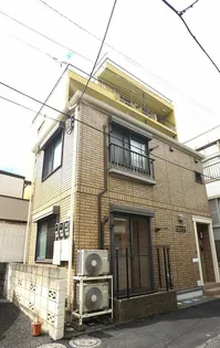 パインクレスト中台【1階】の外観