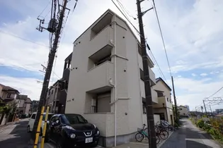 アースプレイス前原東【3階】の外観