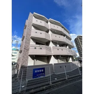 アール ウェールの画像