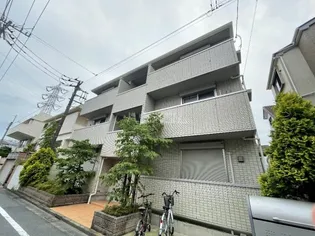 パーチェメゾン明日香【3階】の外観