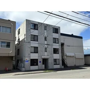 プールオムN10【2階】の外観