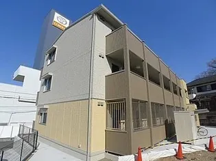 アドラブールの画像