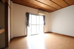 武田ビル【3階】の居間