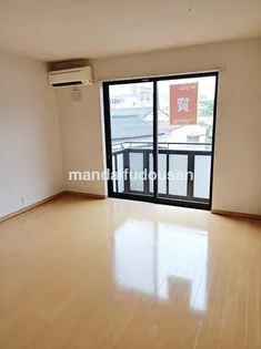 ティラーレ【2階】の居間