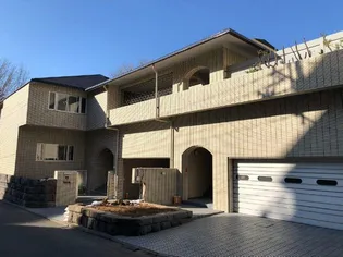 南部坂コンパウンドB棟【2階】の外観