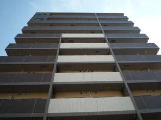 メイクスデザイン王子【3階】の外観