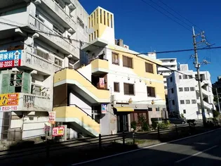 コガチビルの画像