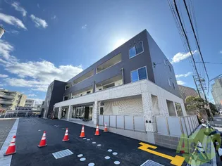 エステラスの画像