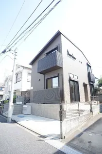 東京都世田谷区給田4【アパート】の外観