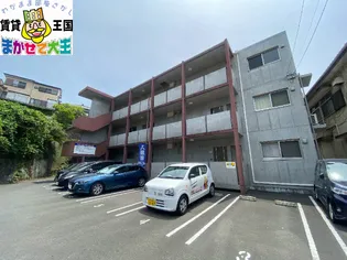 アミティ女神【1階】の外観