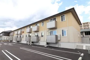 福島県福島市西中央5【アパート】の外観