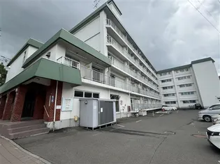 ホワイトヒルハウス【5階】の外観