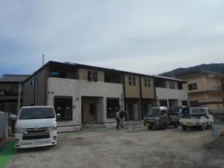 重根アパートの画像