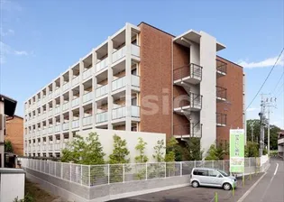 ロイヤルドミトリー同志社前【5階】の外観