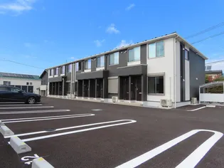 長野県上田市国分【アパート】の外観