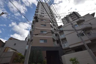 東京都文京区本駒込1【マンション】の外観