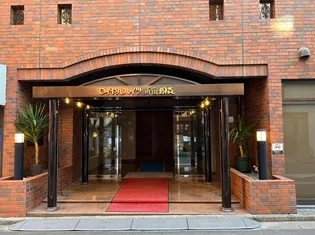 ロイヤルハイツ新宿御苑、角【5階】の外観