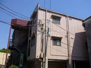マーサアームズの画像