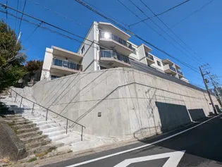 クラリティア横濱反町の外観