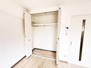 High Jump【1階】の内装