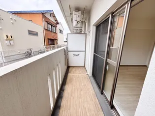 High Jump【1階】の内装