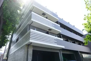 東京都世田谷区給田4【マンション】の外観