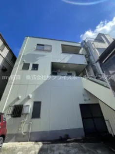 ワールドハウスII【2階】の外観