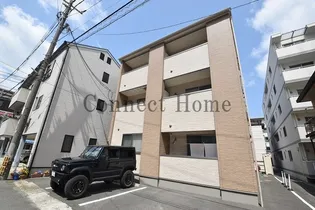 ブルジュムール春日【3階】の外観