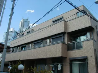 レジデンス代々木【3階】の外観