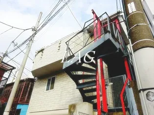 ブルーロビン【1階】の外観