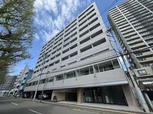 アーバンフラッツ榴ヶ岡【4階】の外観