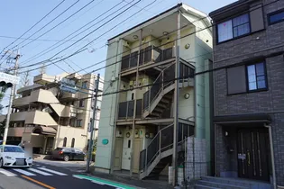 ベルハイム南ヶ丘【1階】の外観