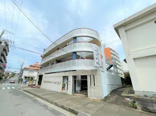 エストゥディオの画像