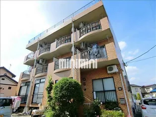 高山マンション【3階】の外観