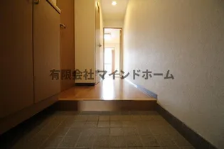 フォルトゥーナ彦三【3階】の玄関