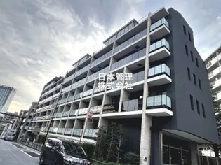 ザ・パークハビオ神泉【6階】の外観