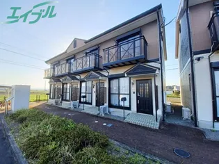 三重県伊勢市上地町【一戸建】の外観