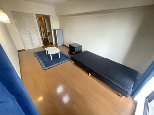 ロワイヤルユニ【5階】の外観