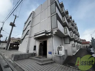 ラ・パルフェ・ド国見【1階】の外観