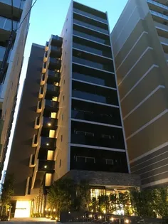 東京都新宿区舟町【マンション】の外観