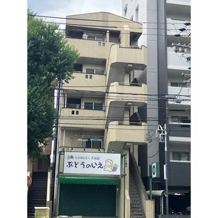 リュクス植田【4階】の外観